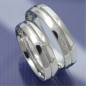 Preview: Weissgold Eheringe mit Glanzrille P4112906
