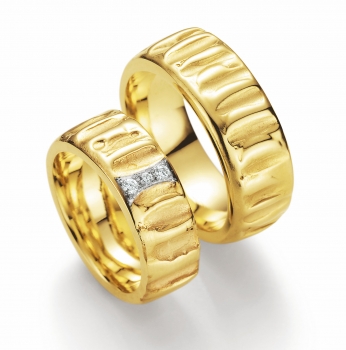 Handgefertigte 585 Gelbgold Ringe – Symbol Ihrer einzigartigen Liebe
