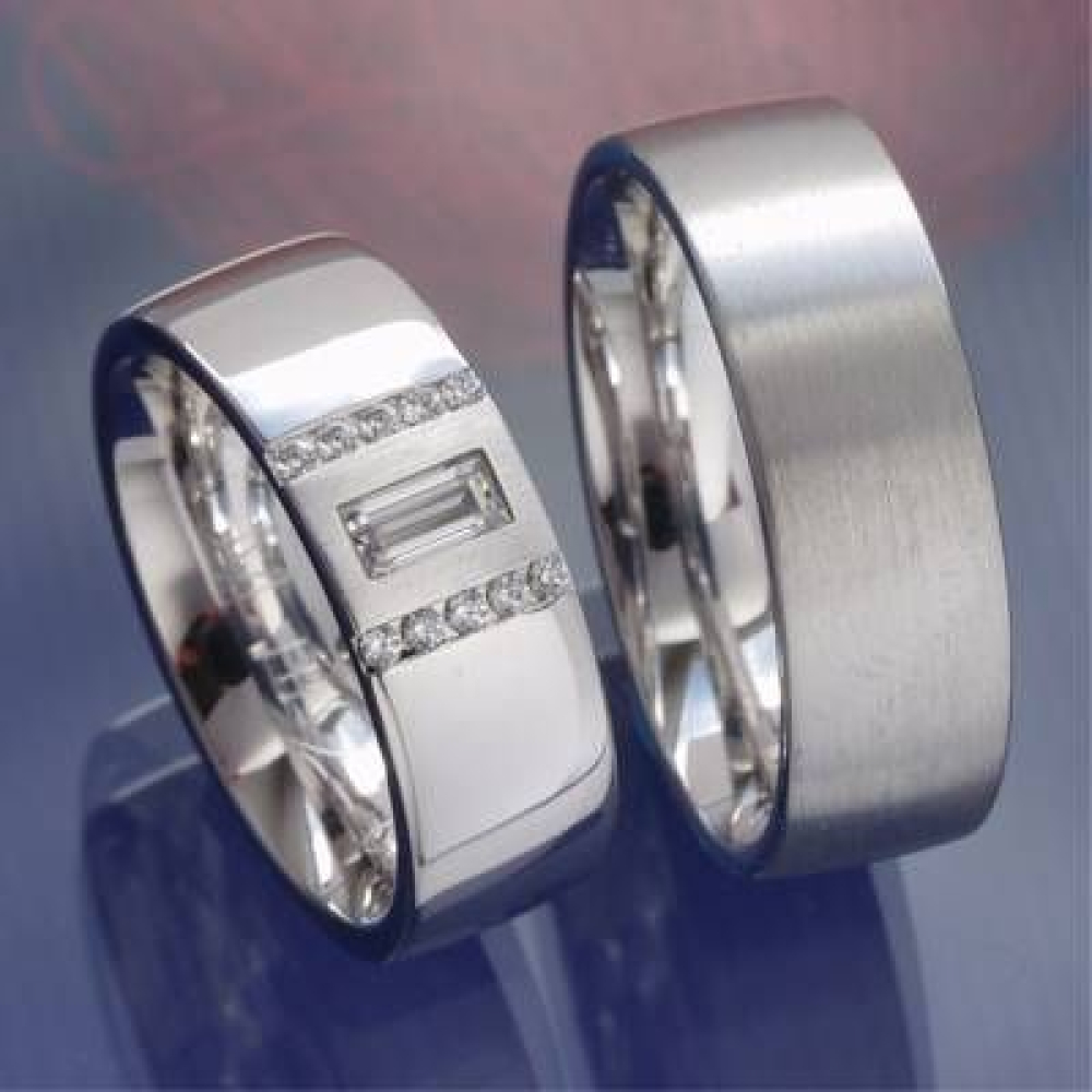 Eheringe Trauringe aus 585 Weißgold mit Brillanten 48-03140