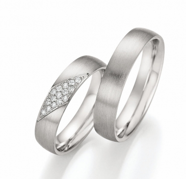 Hochzeitsringe aus der Serie Solid IX – 585 Weißgold mit 0,120 ct Brillanten
