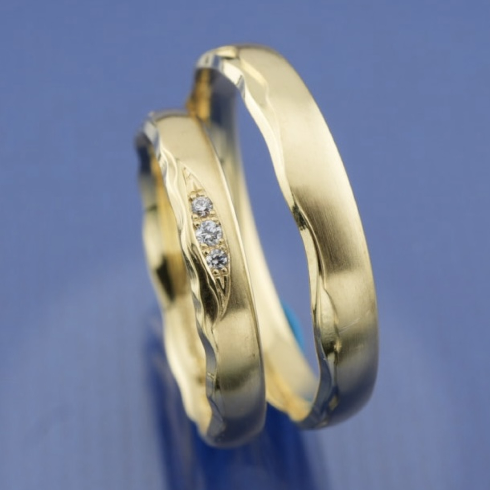 Trauringe mit Sternenhimmel