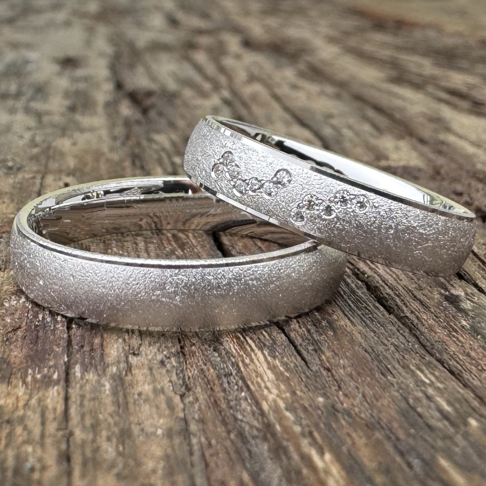 Preview: schmale Haselnuss Eheringe