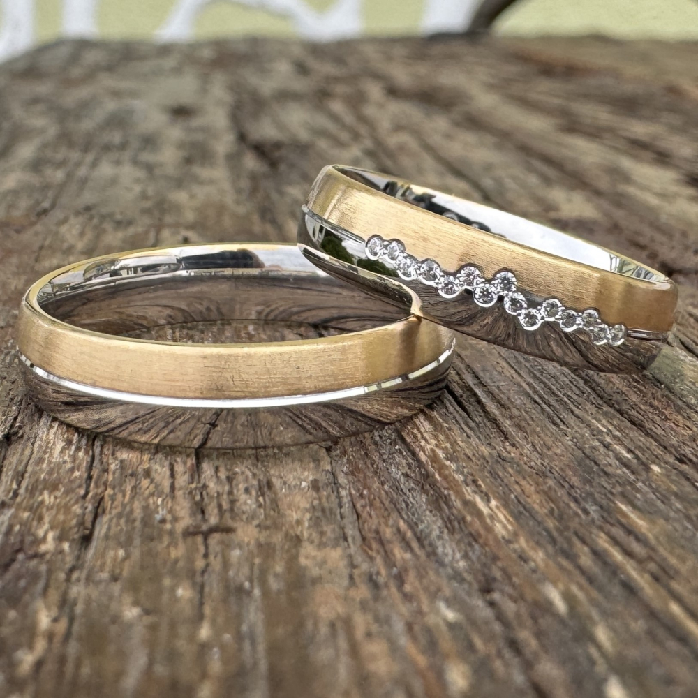 Preview: schmale Haselnuss Eheringe