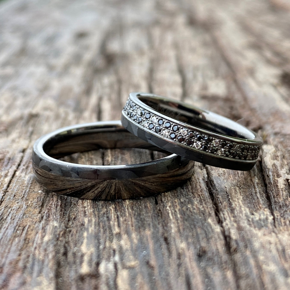 Preview: schwarze Trauringe