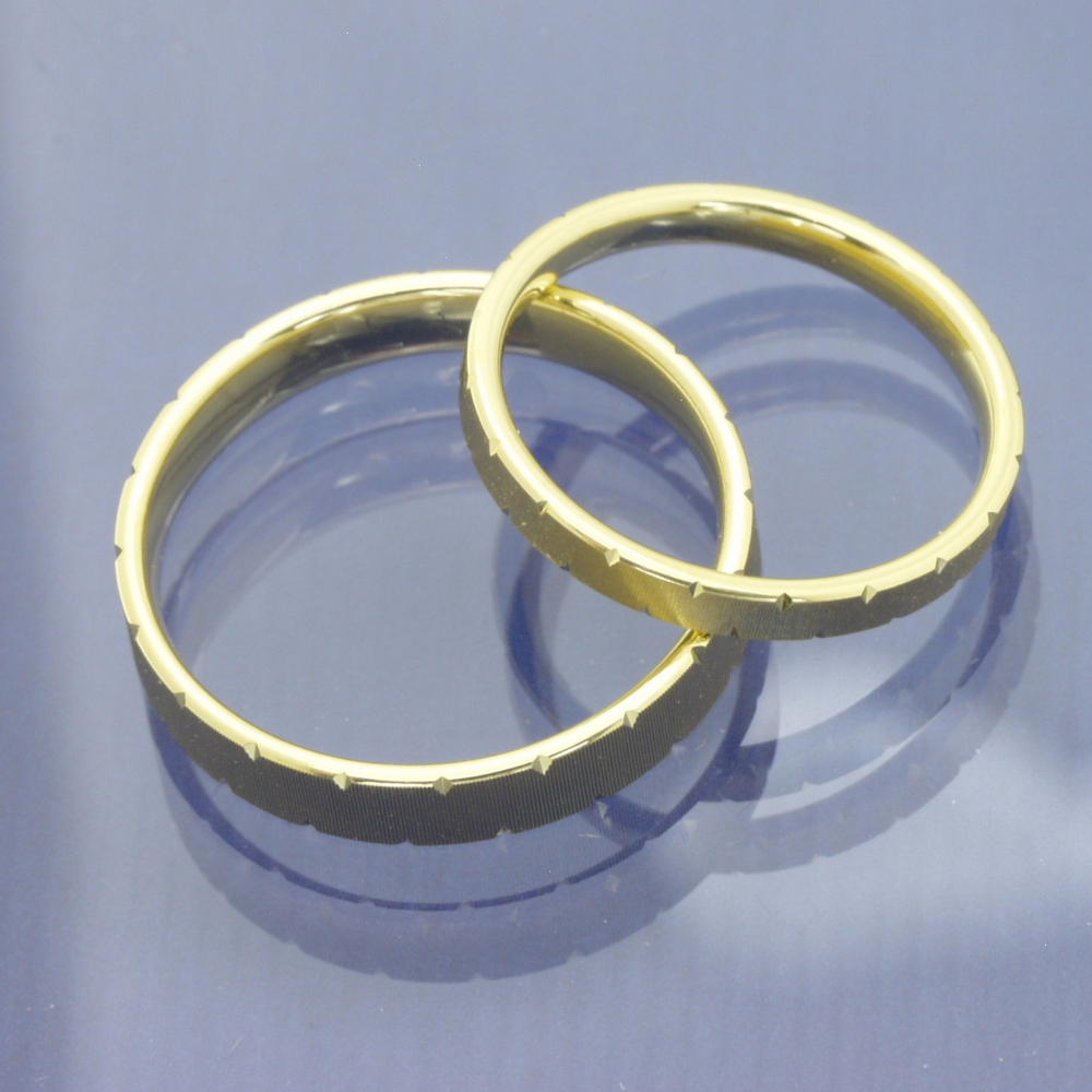 Preview: Trauringe aus 375 Gelbgold – Twinkles Kollektion