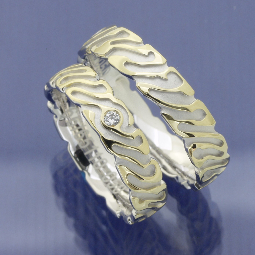 Preview: Bicolor Trauringe aus 585 Weissgold und Gelbgold RU65110