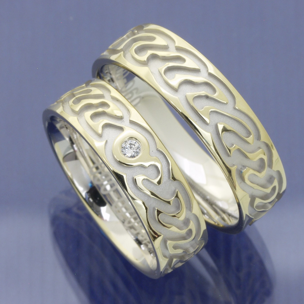 Preview: Bicolor Trauringe aus 585 Weissgold und Gelbgold RU65070