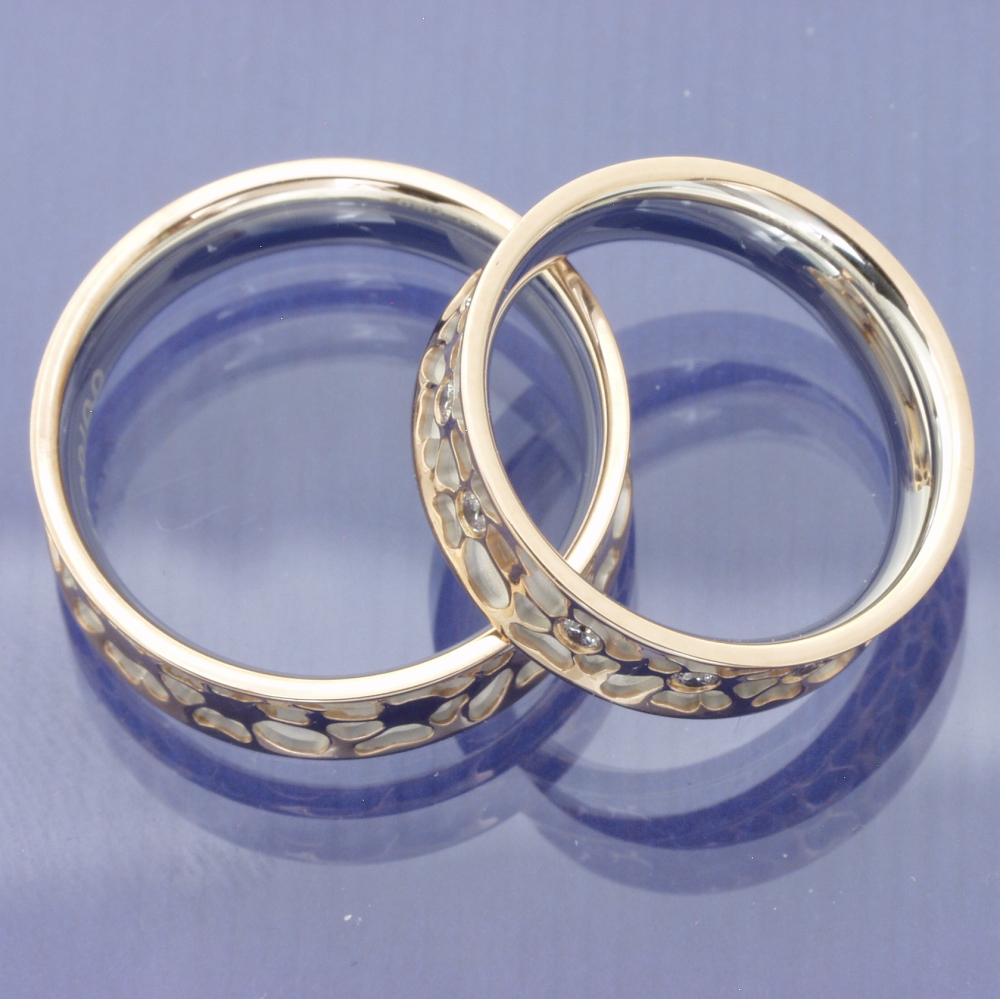 Preview: Bicolor Trauringe aus 585 Weissgold und Rotgold RU65090