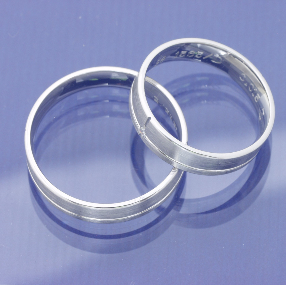 Preview: Eheringe aus 585/°°° Weißgold mit Brillant P5093987