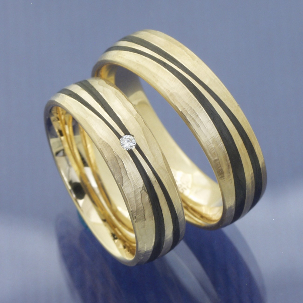 Apricotgold Carbon Trauringe