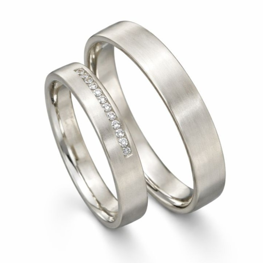 Trauringe aus 333 Palladium – modern, edel & mit feiner Brillanz