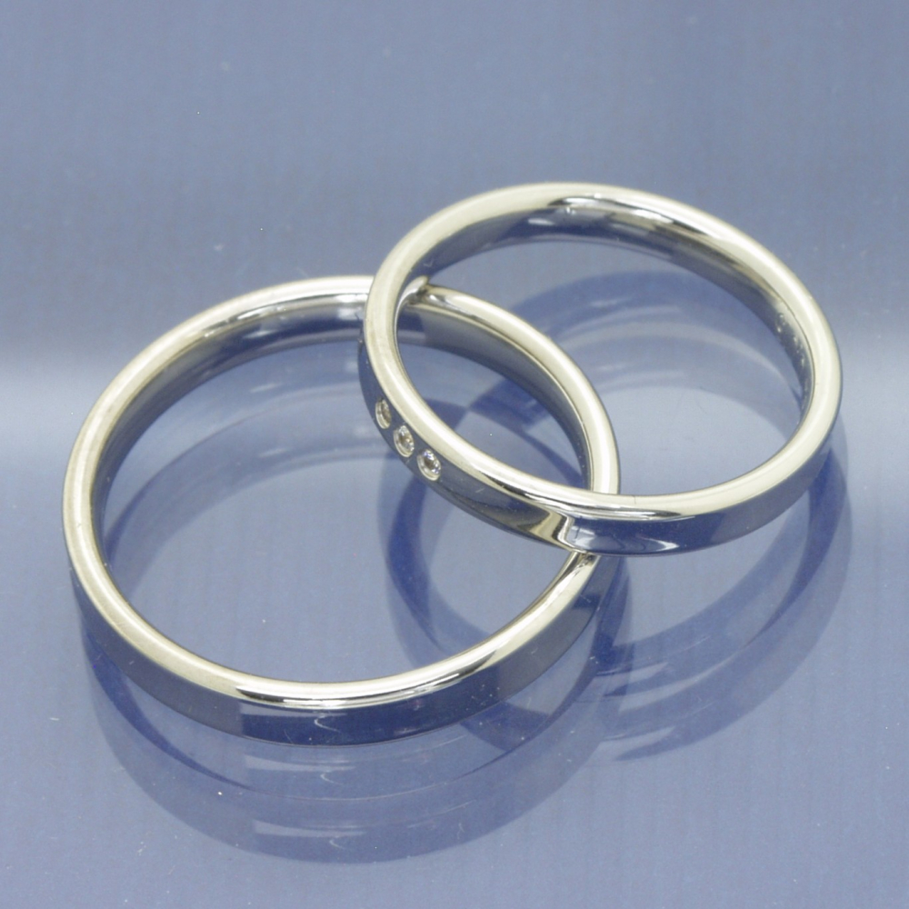 Preview: Palladis Trauringe aus 333 Palladium – Eleganz in konkaver Form