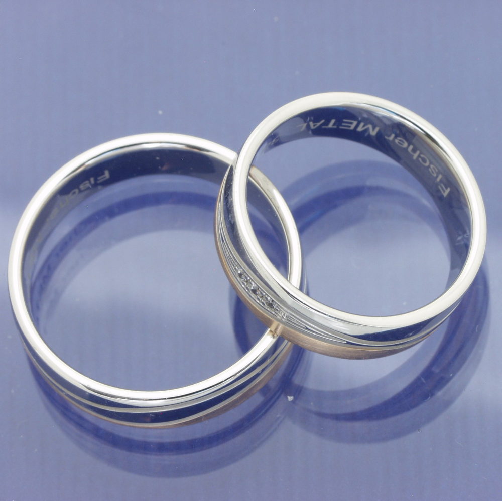 Preview: Eleganz in Perfektion – Eheringe aus 585 Weiß- und Rotgold