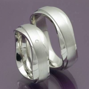 Trauringe  aus 925 Silber mit Diamant 48/08017-18