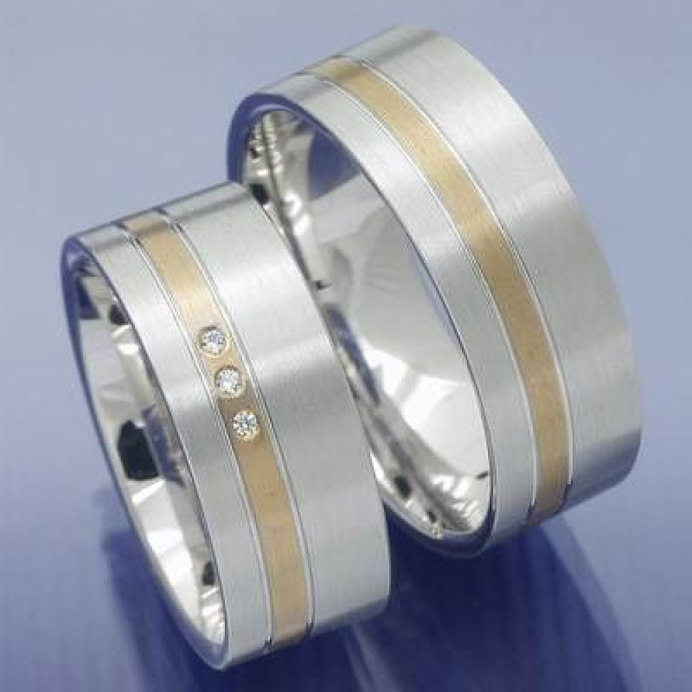 breite Partnerringe Trauringe aus 585 Weissgold und Rotgold P2028854