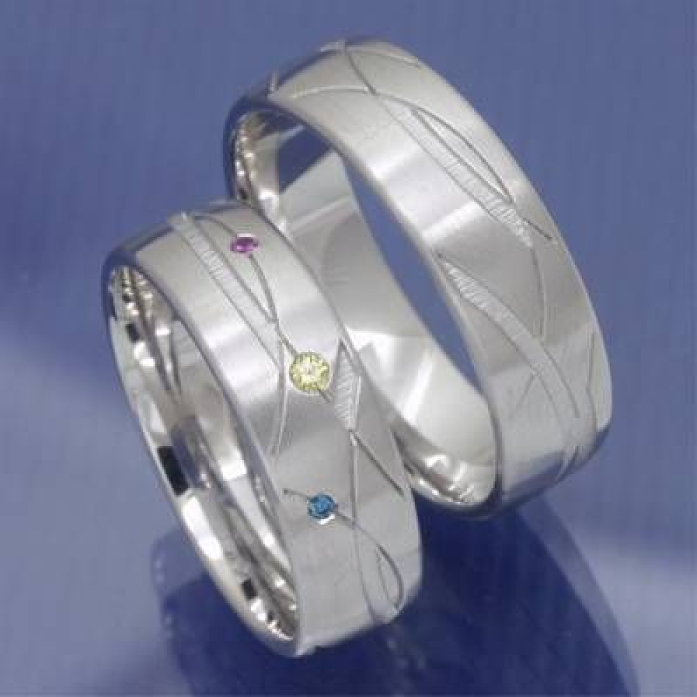 Eheringe Trauringe aus 585 Weisgold mit Farb-Brillanten P4017660