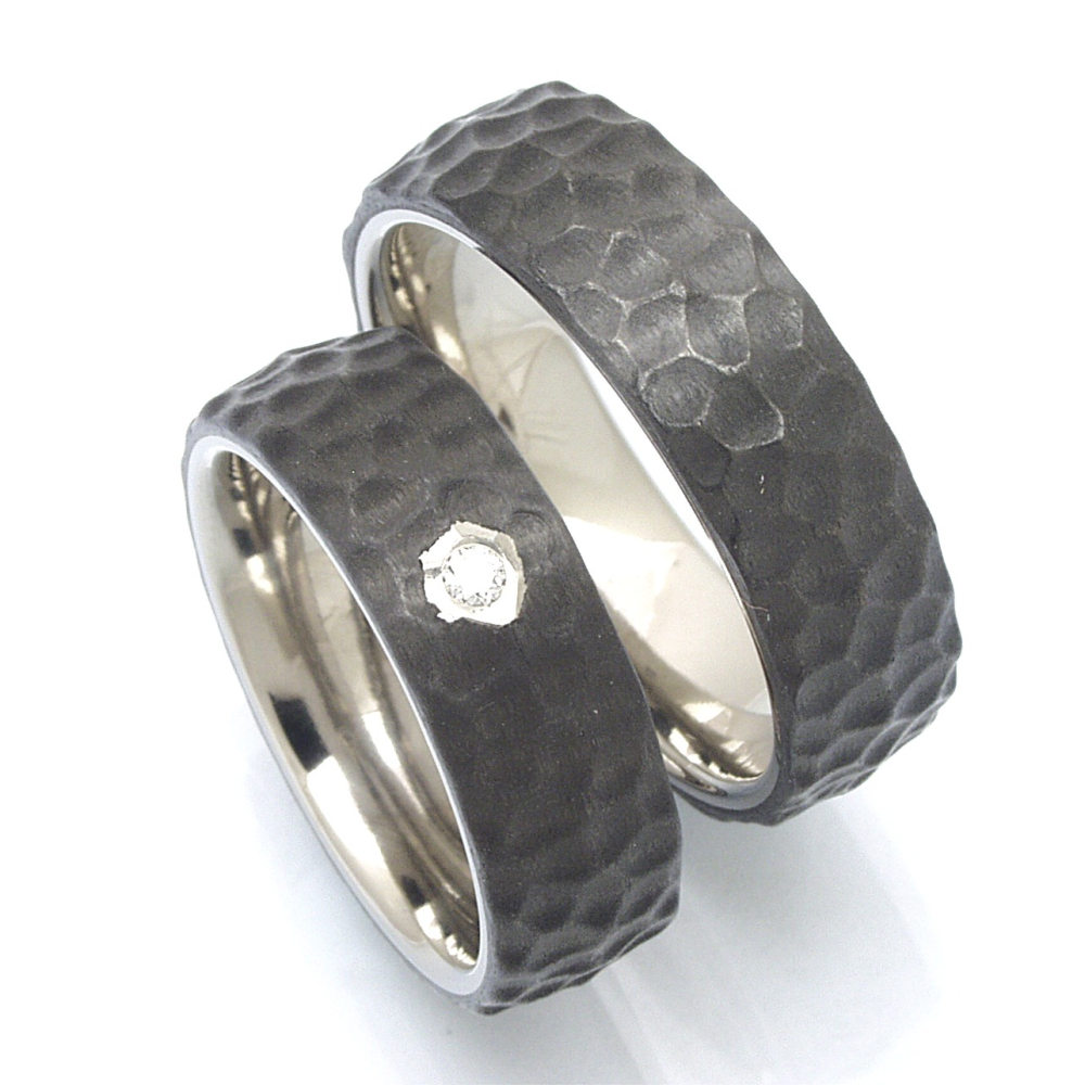 Preview: Titan Carbon Trauringe P8012467