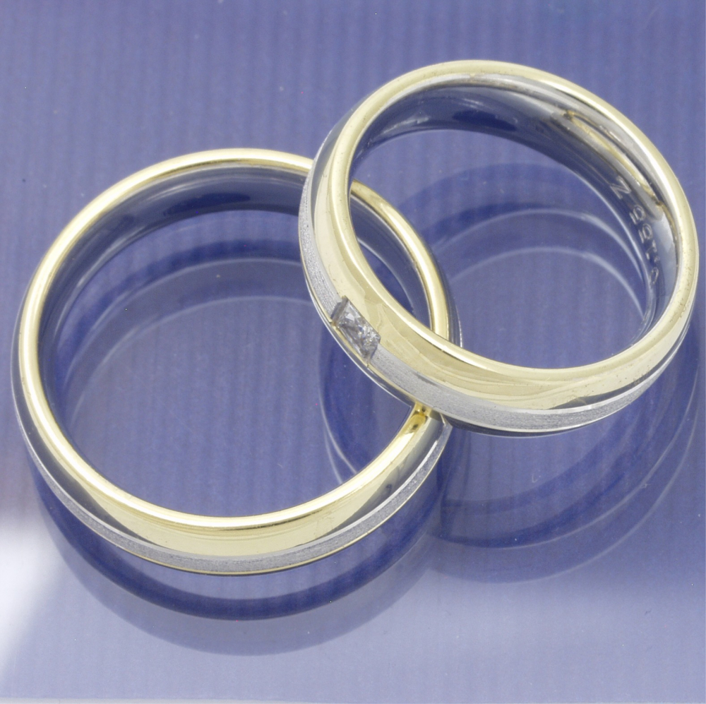 Preview: Partnerringe Trauringe Gelbgold und Weißgold P9293141