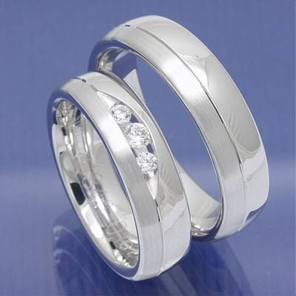 Trauringe aus 585 Weissgold mit 0,16 ct TW-si Brillanten P9308093