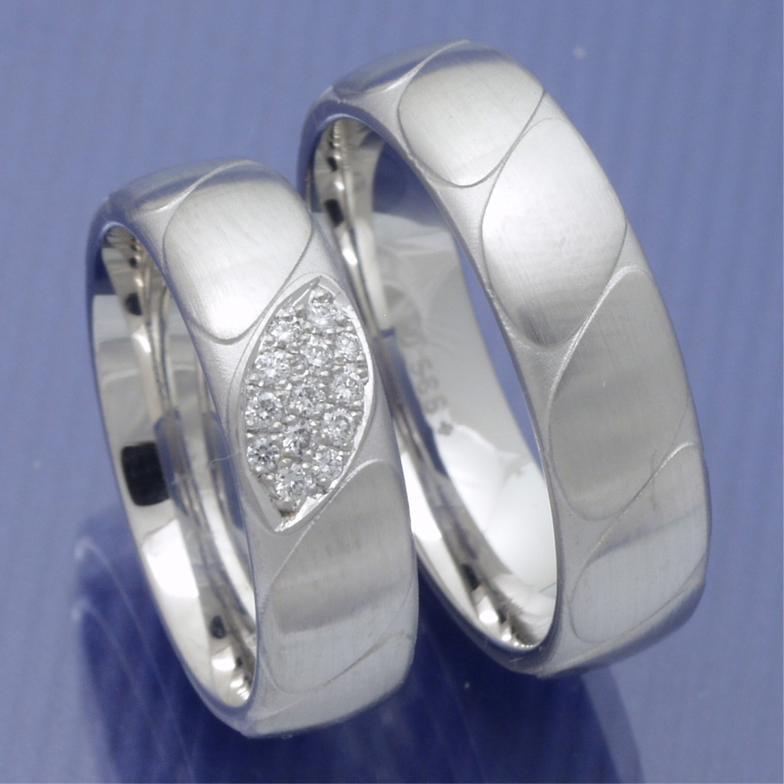 Eheringe aus 585 Weissgold mit Brillanten 05324