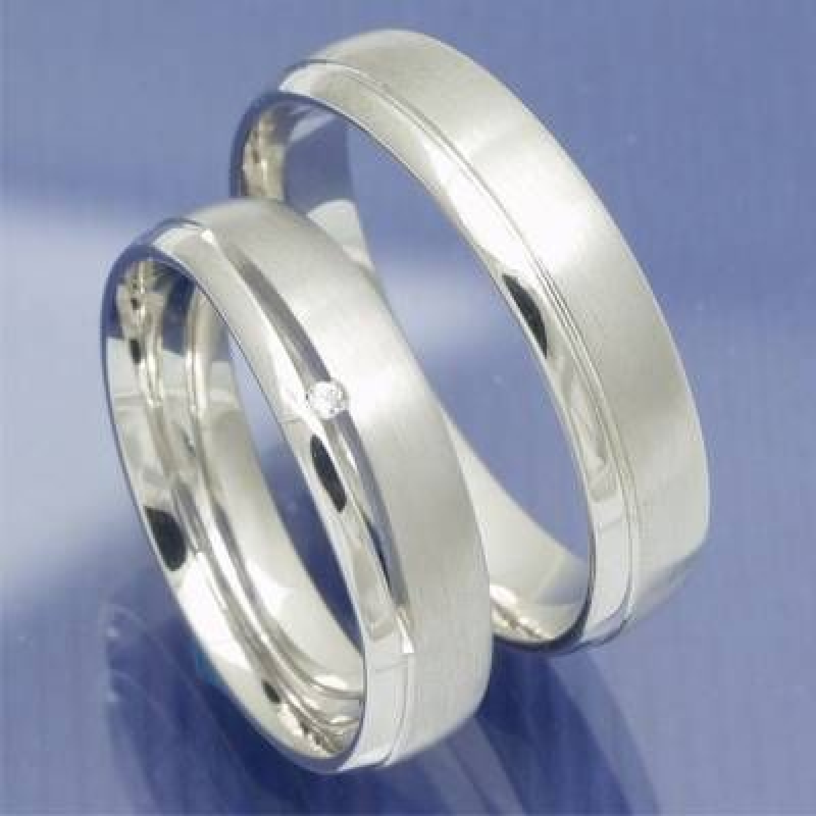 Trauringe aus 585 Weissgold Spirit of Love P1049808