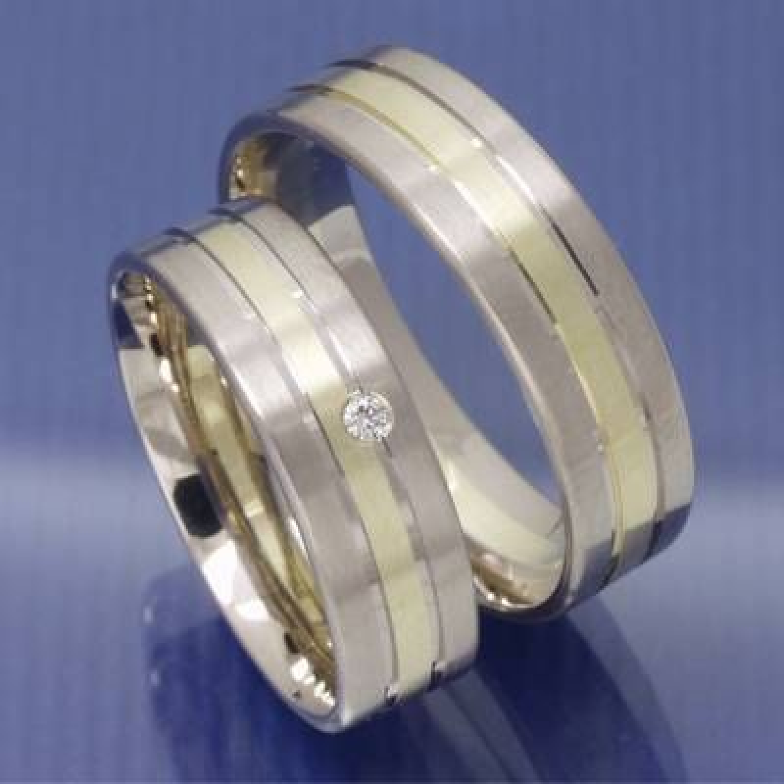 Partnerringe Trauringe aus 585 Weiß und Gelbgold P1267395