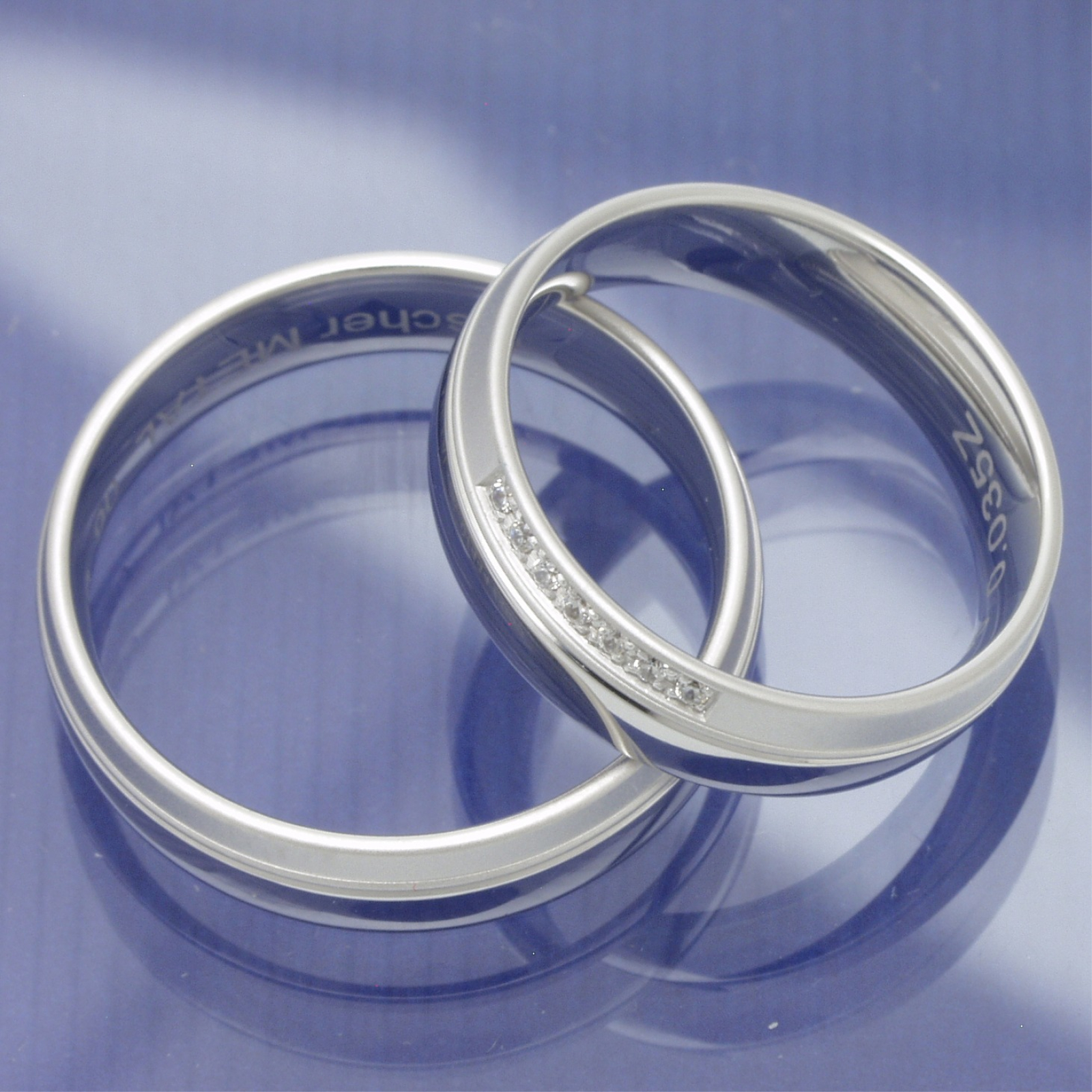 Weissgold Trauringe mit mattiertem Absatz P4112888