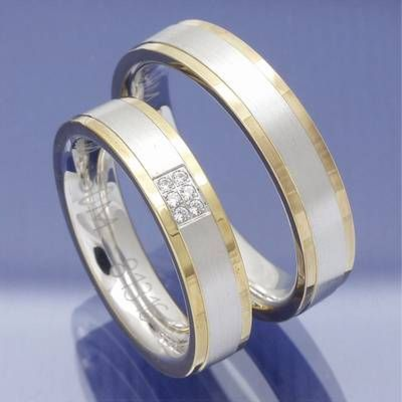Eheringe Trauringe mehrfarbig aus 585 Gelb und Weißgold S316