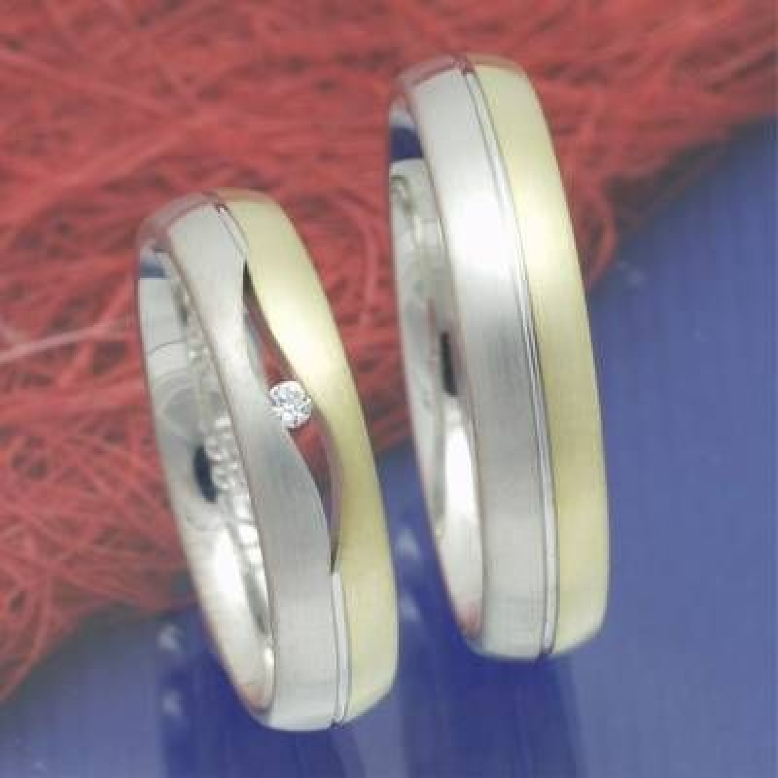 Partnerringe Trauringe aus 585 Gelb und Weißgold 051551