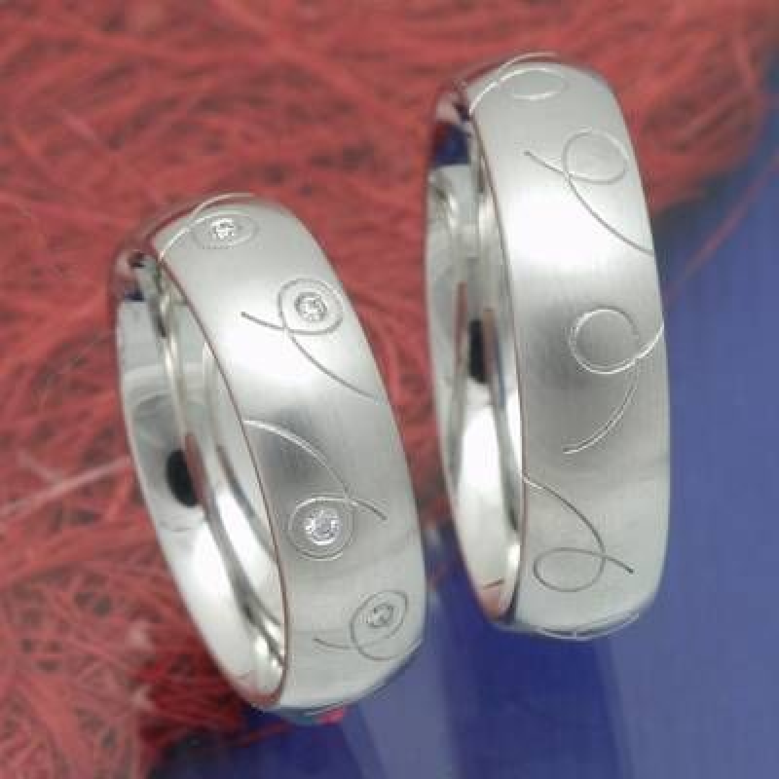 Eheringe Trauringe aus 585 Weißgold mit Brillanten 381609