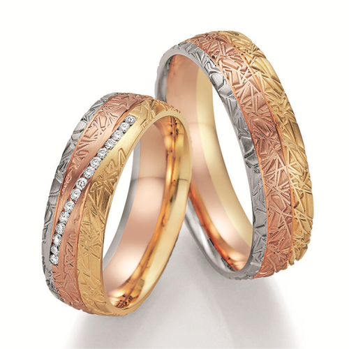 Tricolor Eheringe aus Rosé-, Gelb- und Weißgold mit Diamanten – Modell Sunrise