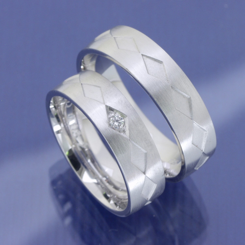 Eheringe aus 585 Weißgold mit Brillant P5093997