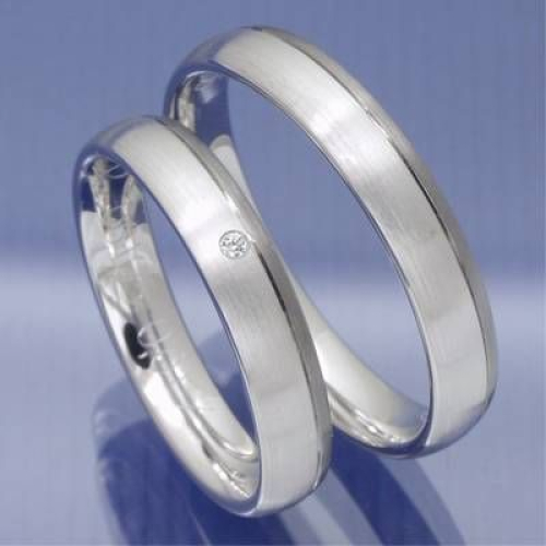 Eheringe Trauringe aus 585 Weiss und Graugold P4097716