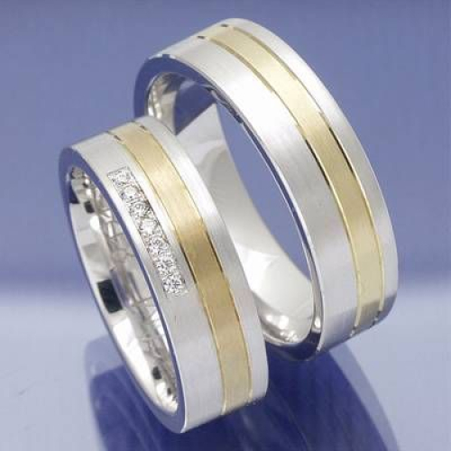 Trauringe aus 585 Gelb und Weißgold mit Brillanten S312