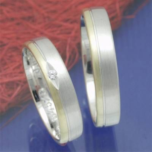Eheringe Trauringe aus 585 Gelb und Weißgold 051545